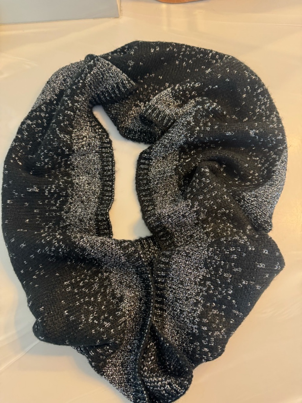 Ann Taylor Black Metallic Knit Infinity Scarf-NWT - Picture 4 of 8